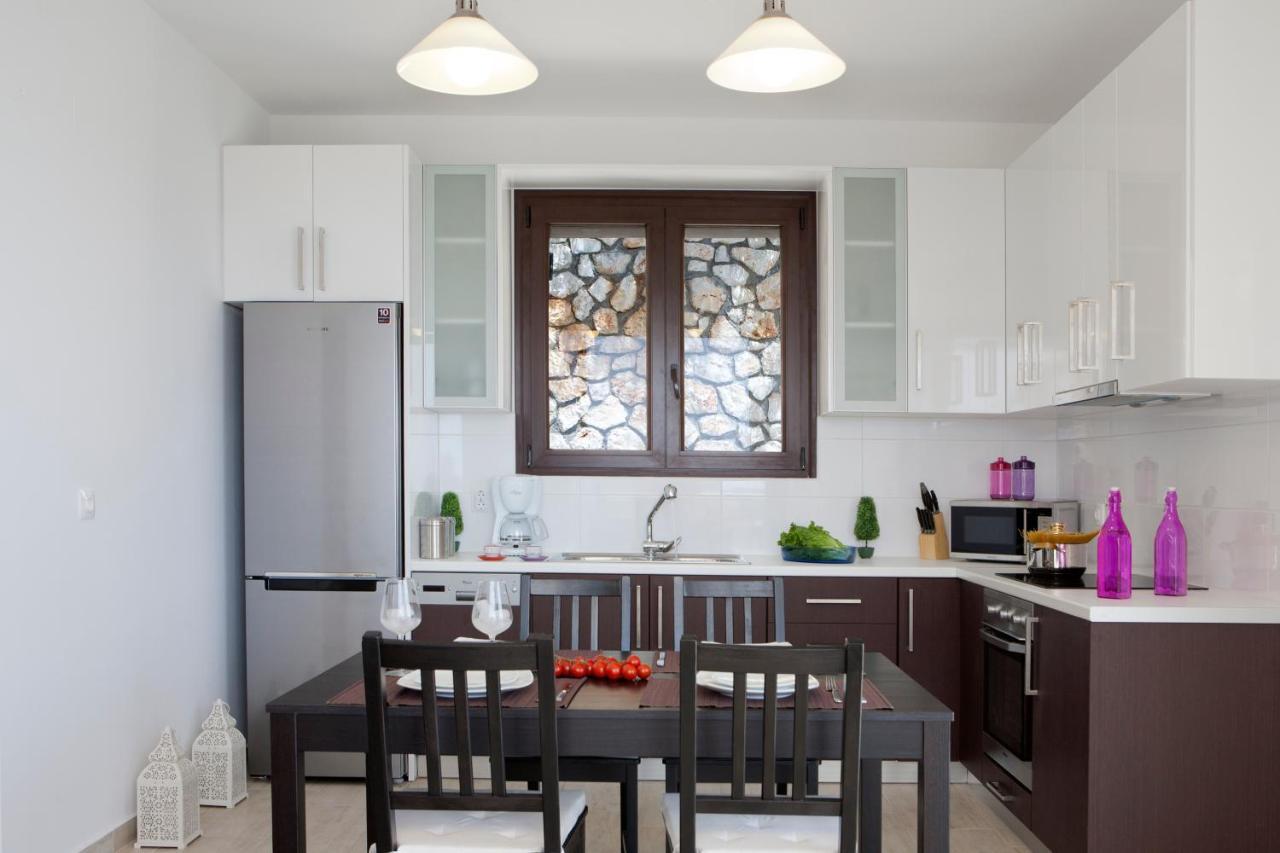 Heavenly Heights Villas By Kb Hospitality Evgiros Exterior photo